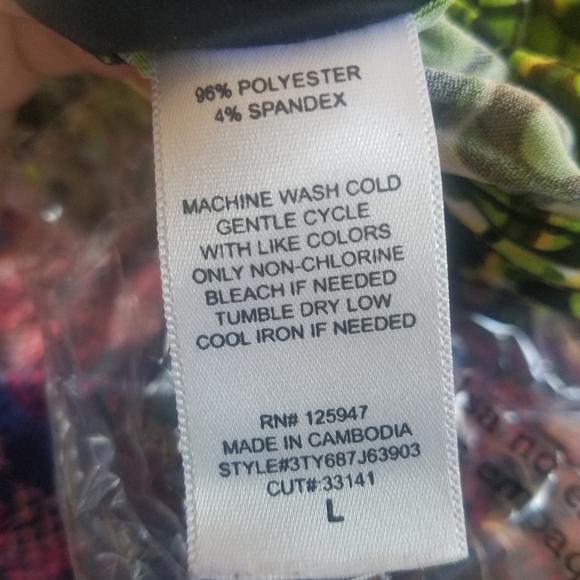 2/$15 JTB Cross back tank green Large - Picture 4 of 4